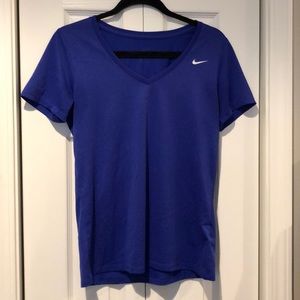 Nike Dry Fit Short Sleeve Medium